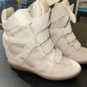 ISABEL MARANT WEDGE TRAINERS. THE FAMOUS SHOE IS BACK. CREAM COLOR SIZE 39.